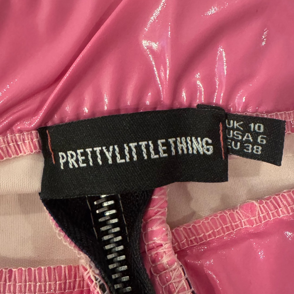 Bright pink pleather skirt from Pretty Little Thing - Picture 5 of 5